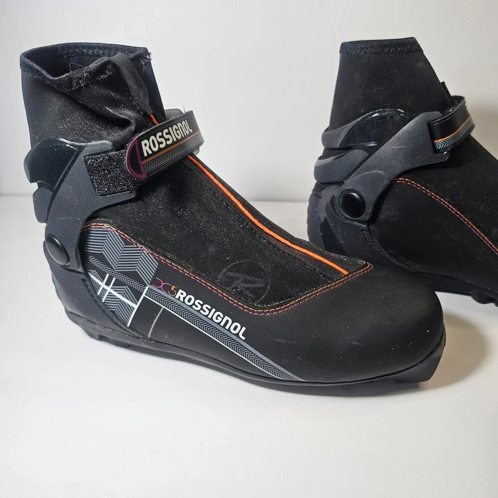 New without Box Rossignol Women's Ski Boots X5 FW Touring Boots Size 38/40